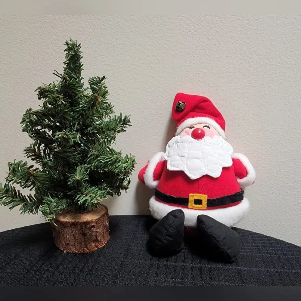 1982 Hallmark Santa Claus Felt Plush with Bean Bag Bottom & Legs